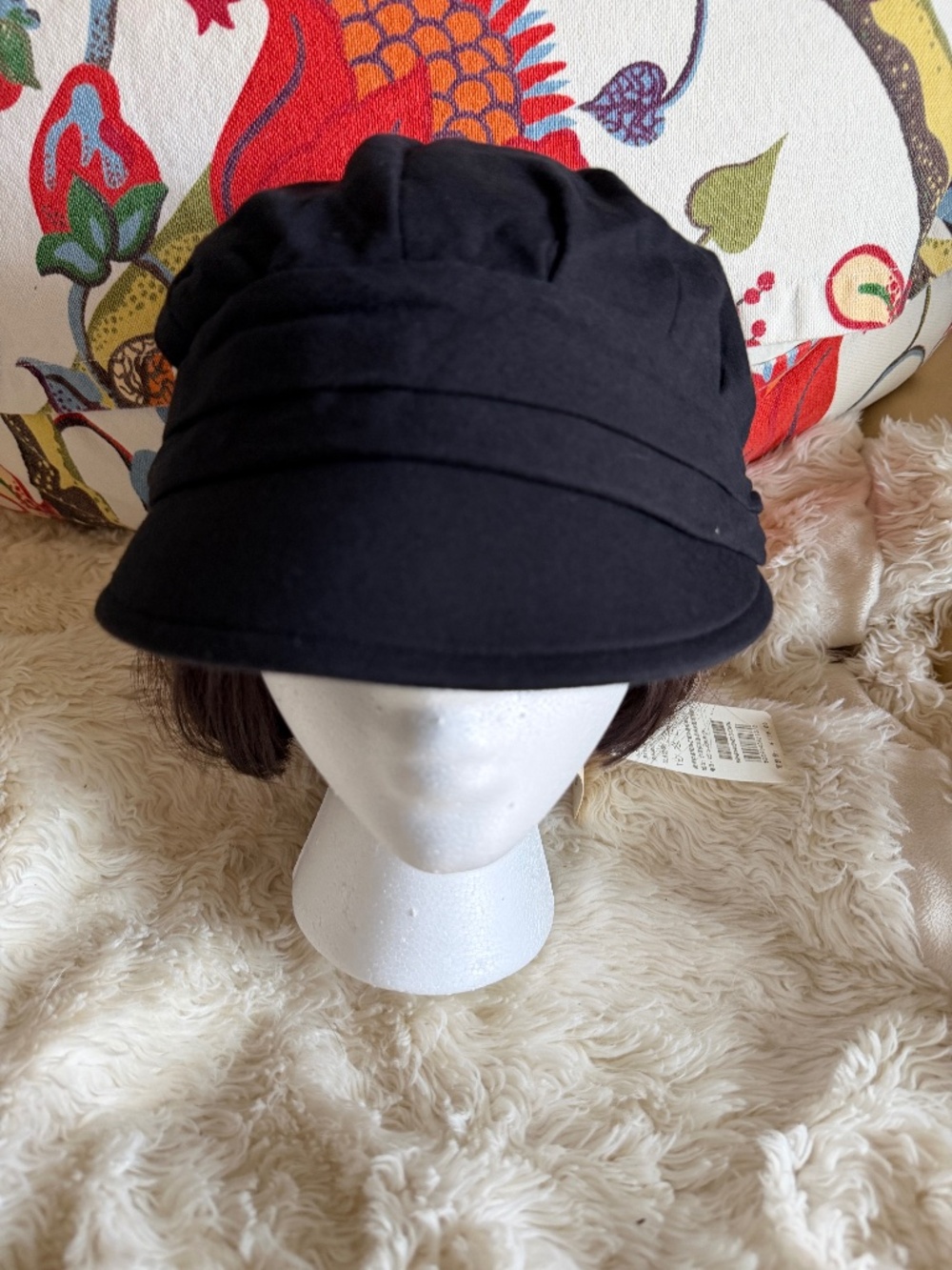NWT Black Newsboy Style Hat by Siggi